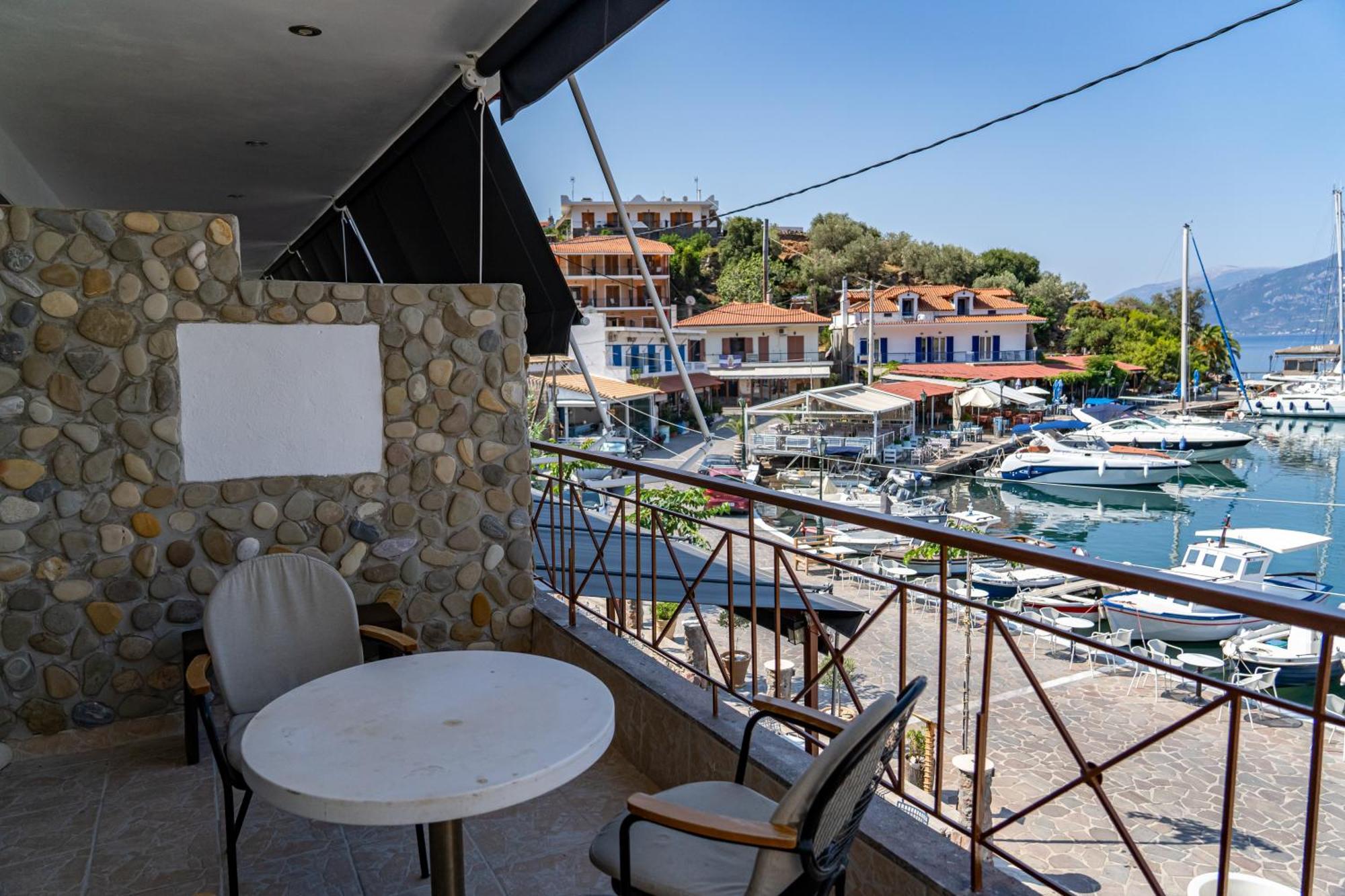 Prego Living Apartments Vathi  Экстерьер фото